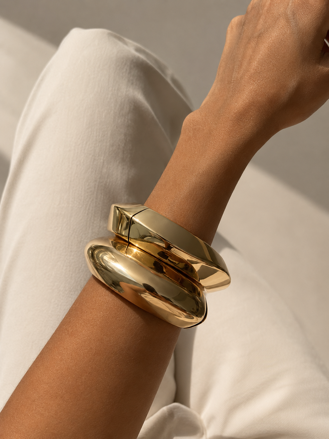 Bracelete Volt dourado