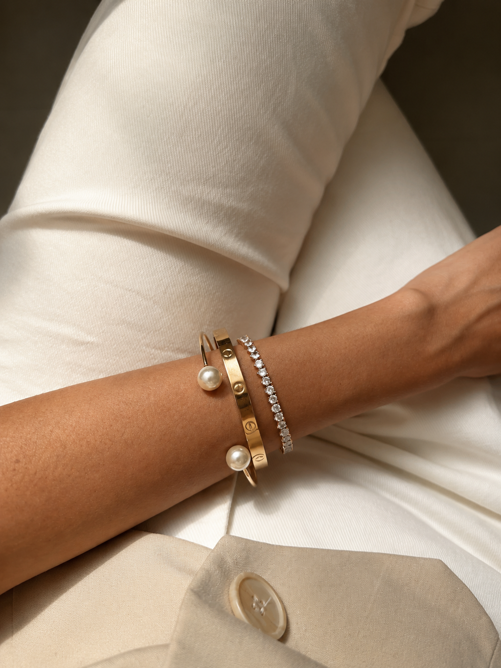 Bracelete pérolas dourado