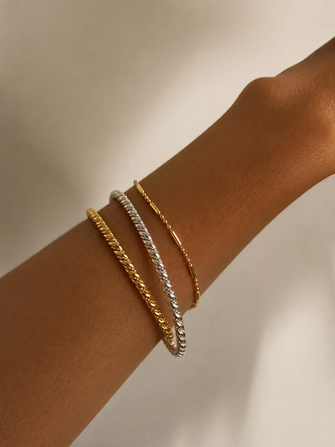 Pulseira Nine dourada