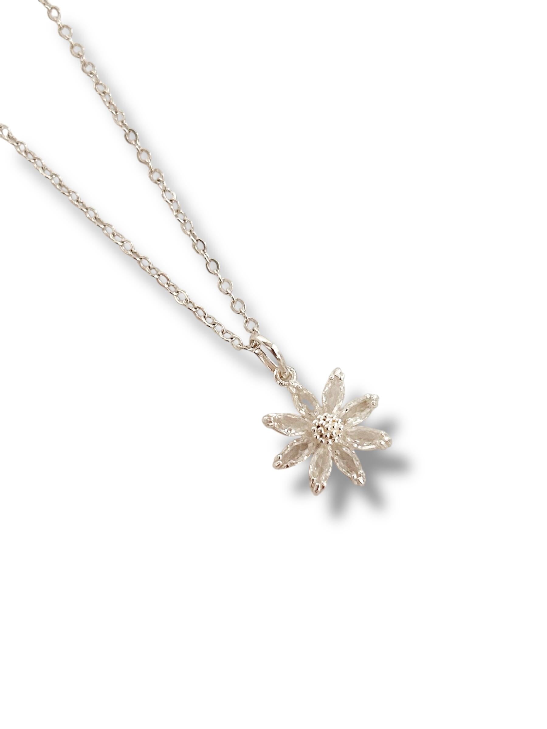 Colar Daisy Prata